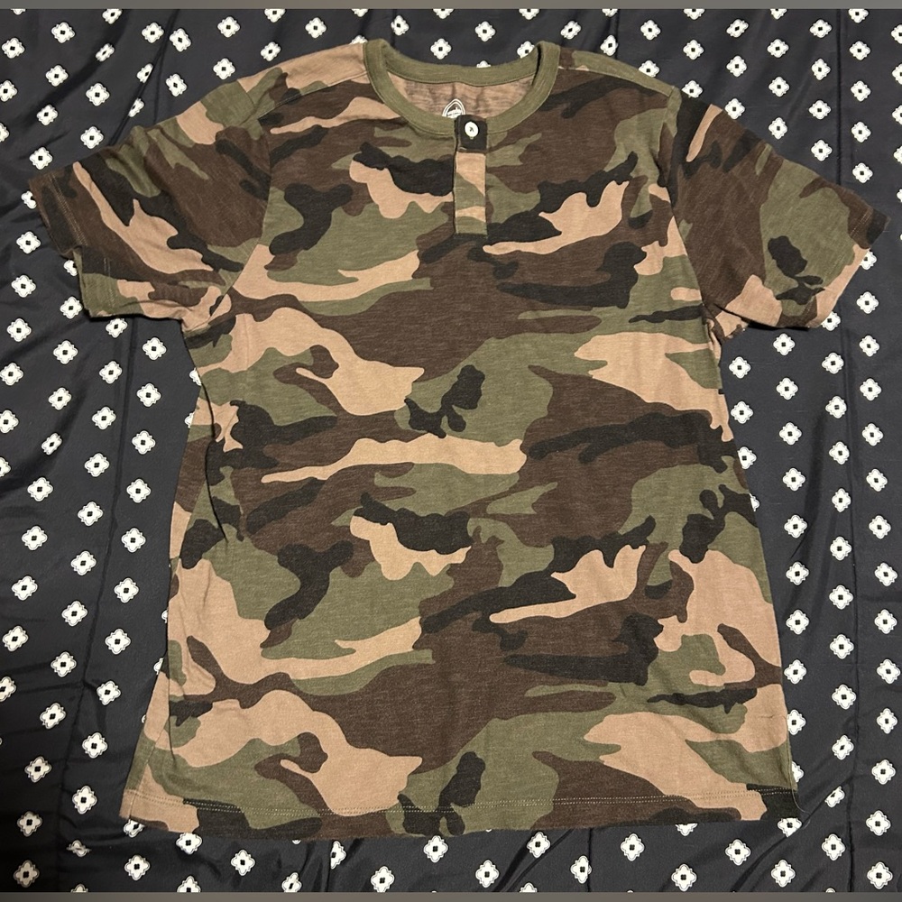 Wonder Nation Kids Camouflage Short Sleeve Tee- size 16/18